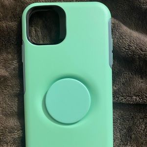Otter box iphone 11 mint pop case!